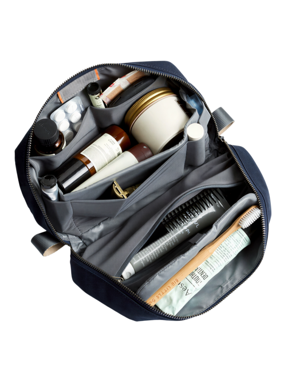 Petite trousse de toilette homme grande ouverture pratique avec plusieurs pochettes internes organisation facile et compacte 01 Petite trousse de toilette homme grande ouverture pratique avec plusieurs pochettes internes organisation facile et compacte 01