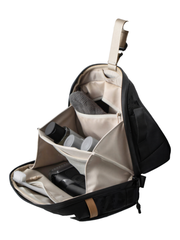 Trousse de toilette avec coque rigide de protection suspendable et compartimentée pratique pour voyage et outdoor